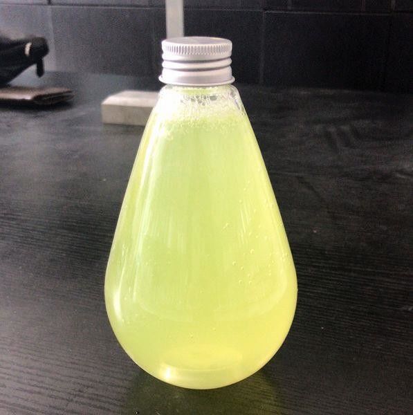 Lớp sữa thực phẩm Trà nước giải khát Chai nhựa 500ml Bpa Thiết kế trang trí miễn phí